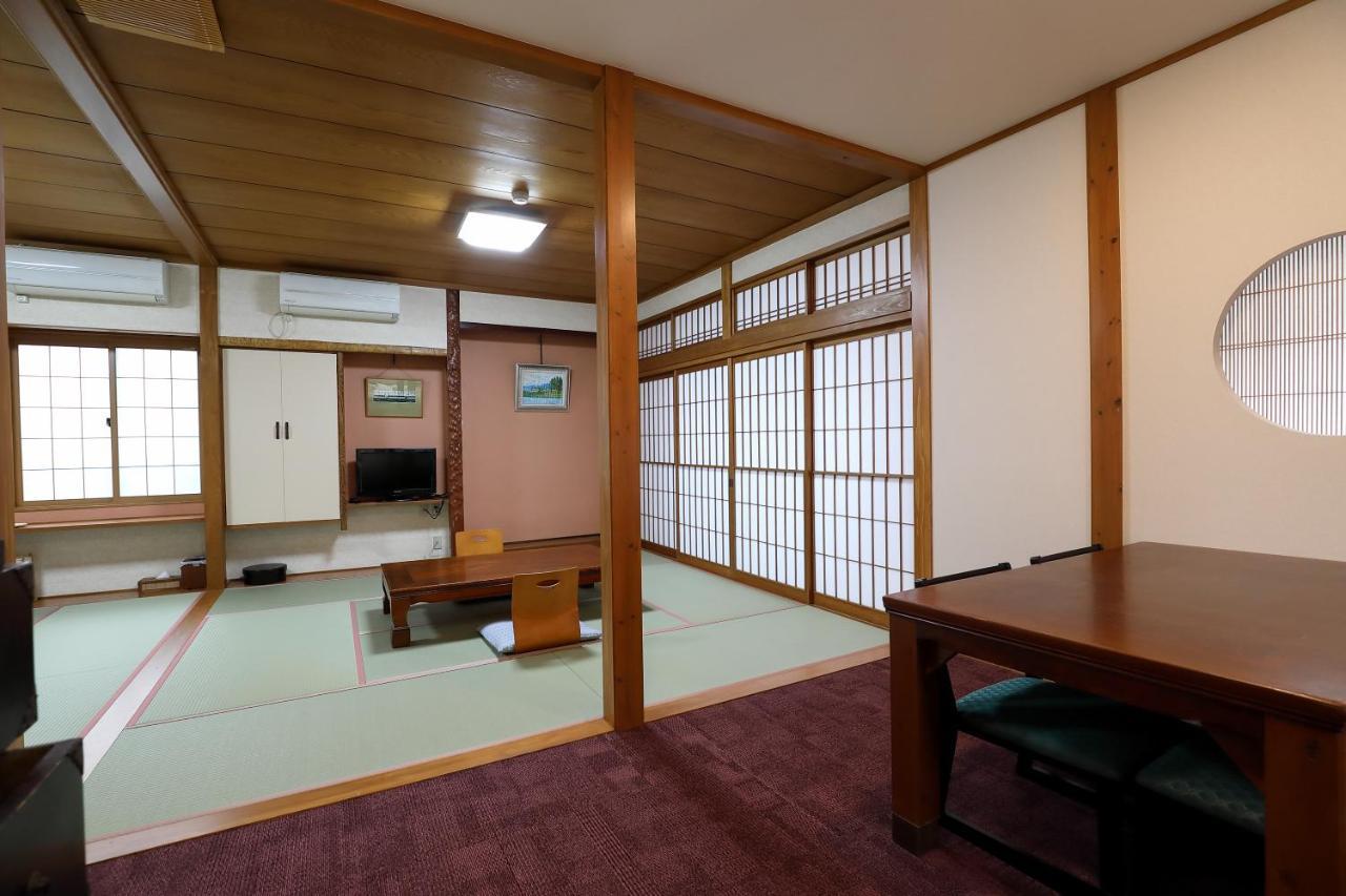 Tsukasaya Ryokan Curuoka Exteriér fotografie